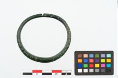 Foto von Bronzeperlarmreif (NHMW-PRAE-025229)